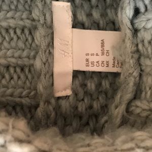 H&M cropped turtle neck